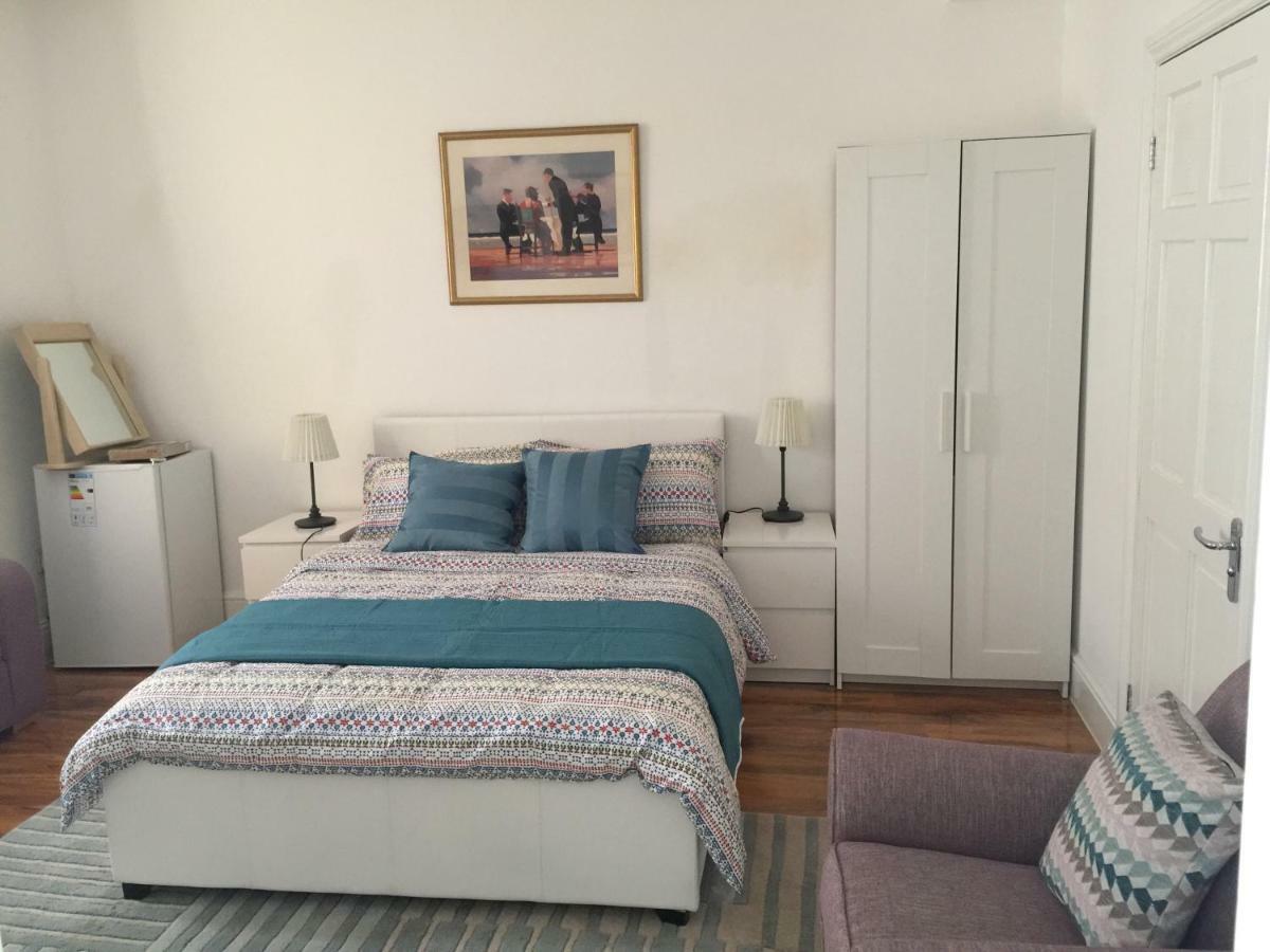 Abbey Wood Station Five Bedroom Self Contained House Экстерьер фото
