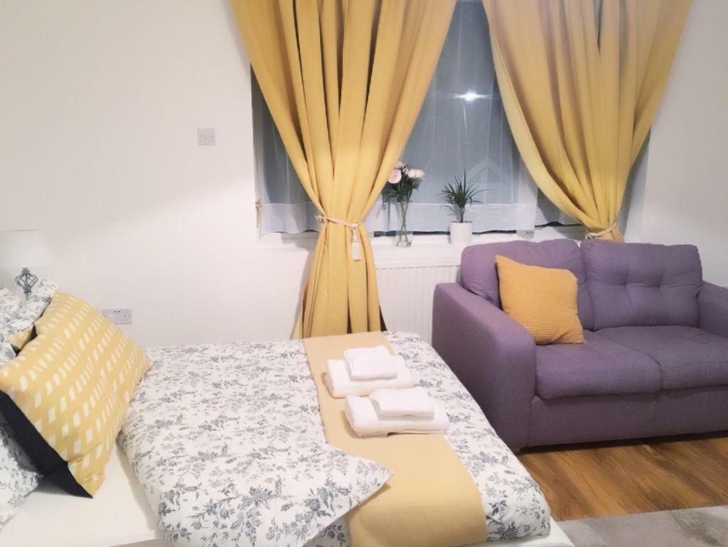 Abbey Wood Station Five Bedroom Self Contained House Экстерьер фото